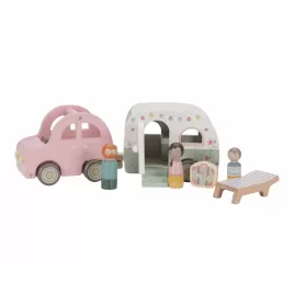 Little Dutch Auto s karavanem