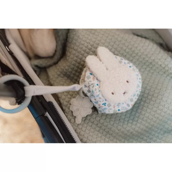 Little Dutch Závěsná textilní knížka králíček Miffy Lucky Leaves