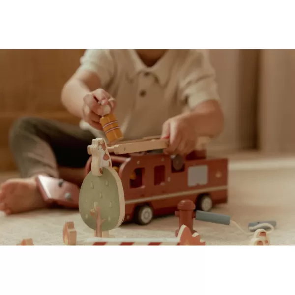 Little Dutch Hasičský náklaďák dřevěný