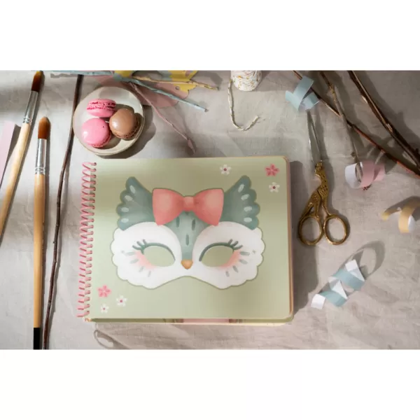 Little Dutch Kniha s vystřihovacími maskami Rosa