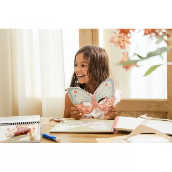 Little Dutch Kniha s vystřihovacími maskami Rosa