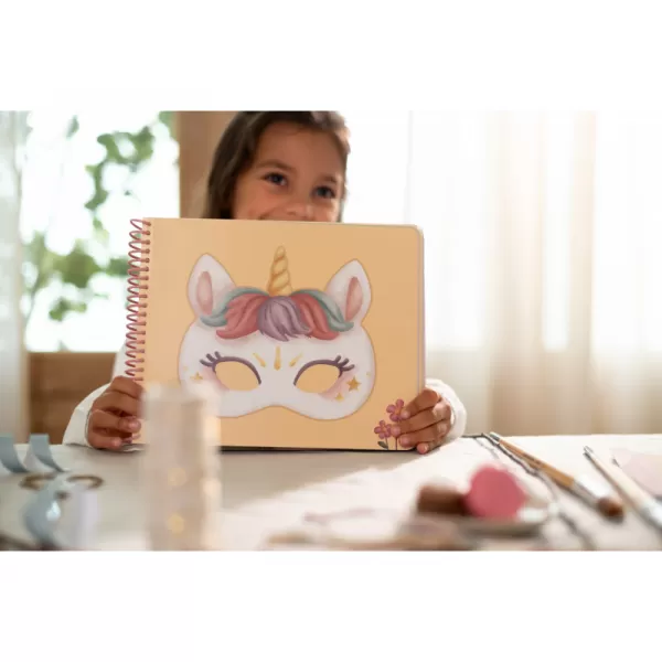 Little Dutch Kniha s vystřihovacími maskami Rosa